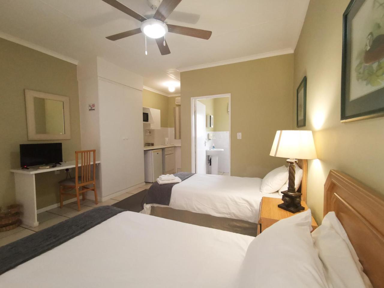 Loerie Guesthouse Hoedspruit Dış mekan fotoğraf