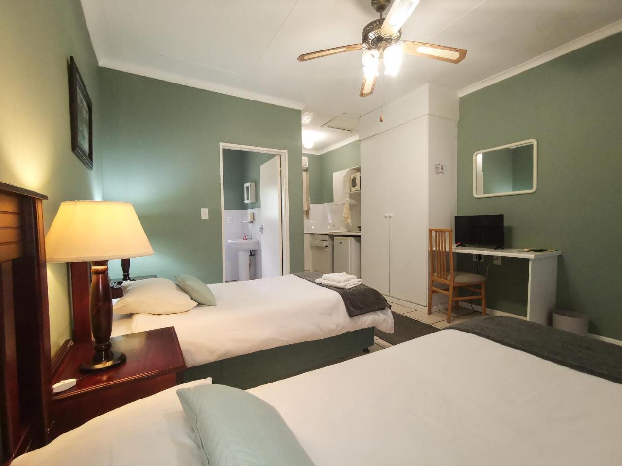 Loerie Guesthouse Hoedspruit Dış mekan fotoğraf