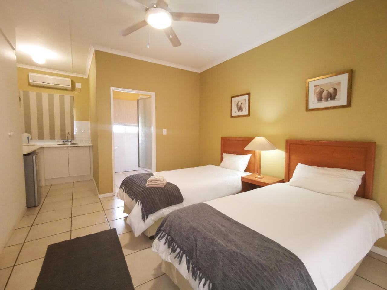 Loerie Guesthouse Hoedspruit Dış mekan fotoğraf