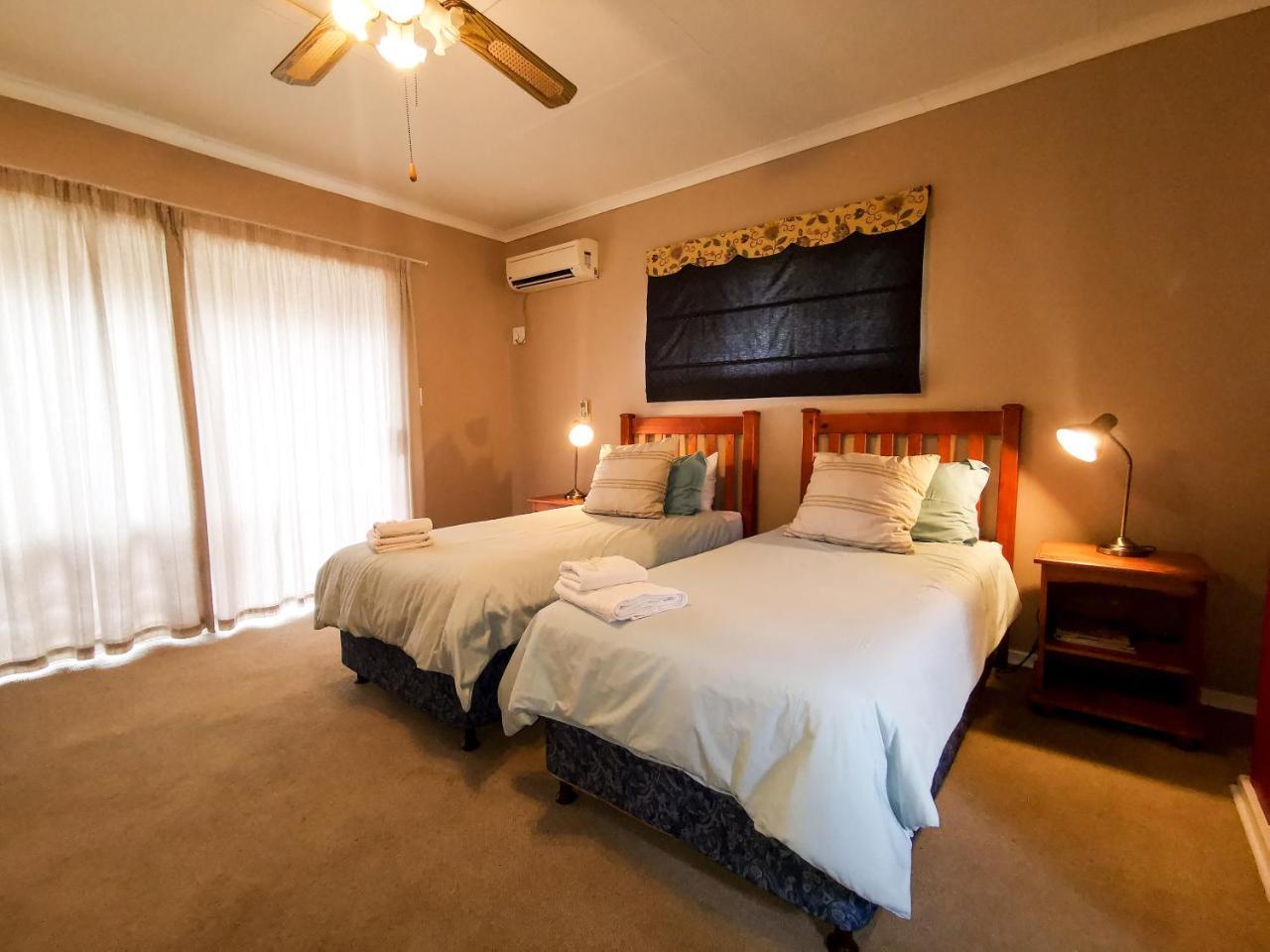 Loerie Guesthouse Hoedspruit Dış mekan fotoğraf